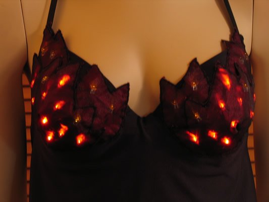 LED Flame Bras