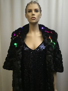 black_capelet_front.jpg